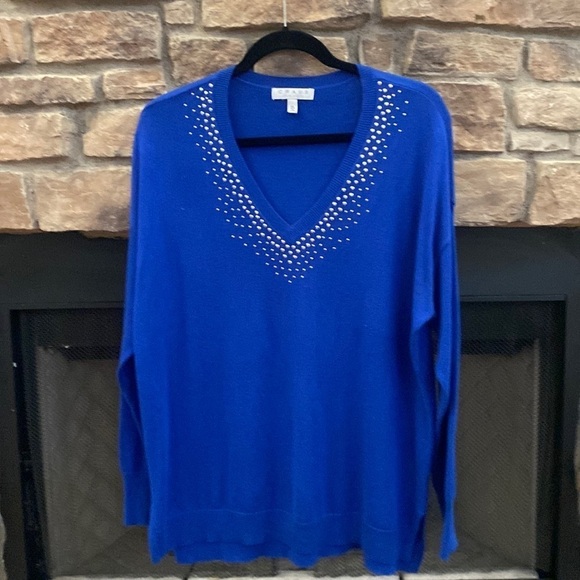 Chaus Sweaters - Chaus Royal blue v-neck sweater with silver embellishments. Size XL